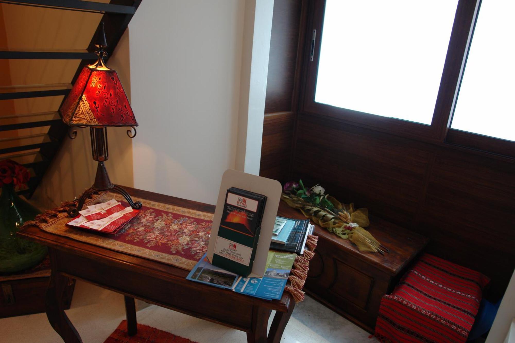 Rossocorallo B&B Catania-Fontanarossai nemzetközi repülőtér Kültér fotó